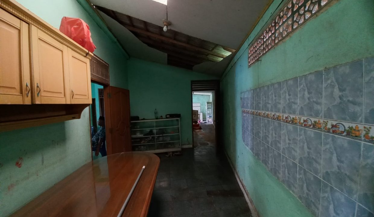 Dijual Rumah Bagus dan Terawat di Jalan Lunjuk Jaya (5)