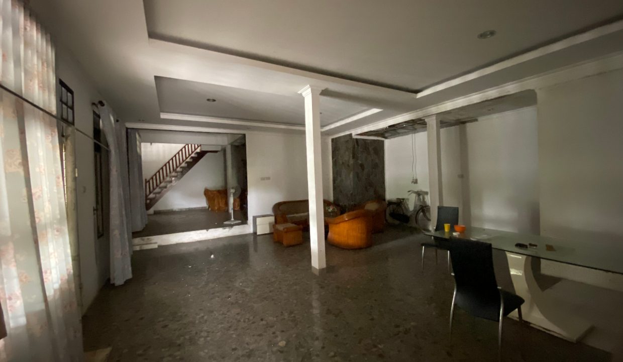 Dijual Rumah Besar dan Gudang Palembang (5)