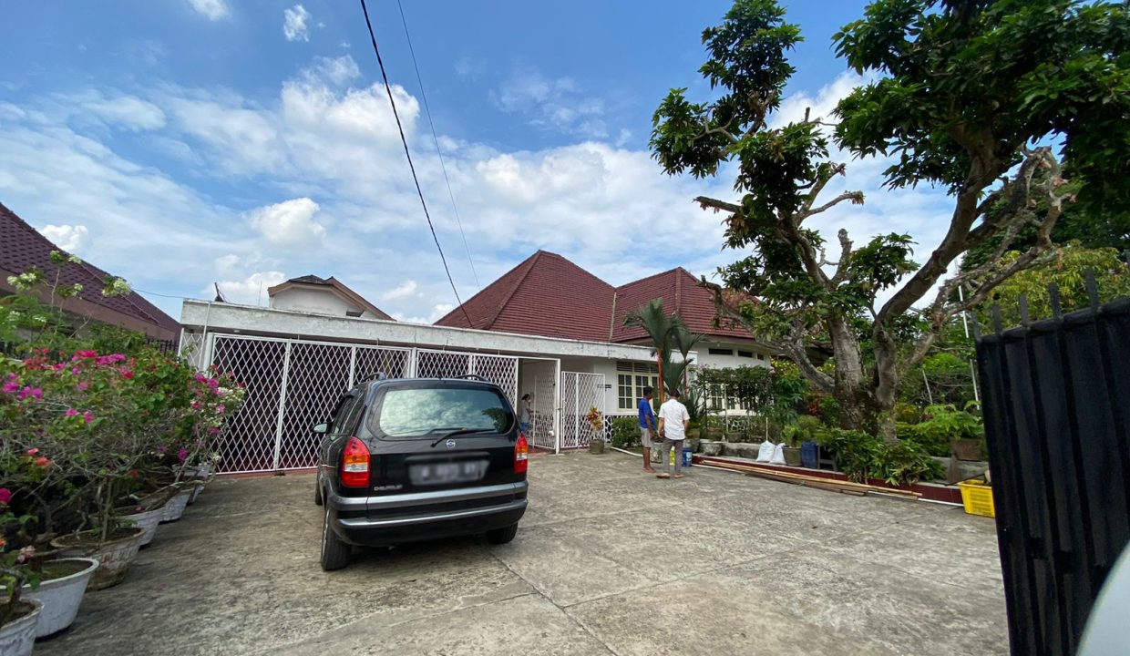 Dijual rumah lokasi Premium Kambang Iwak (1)