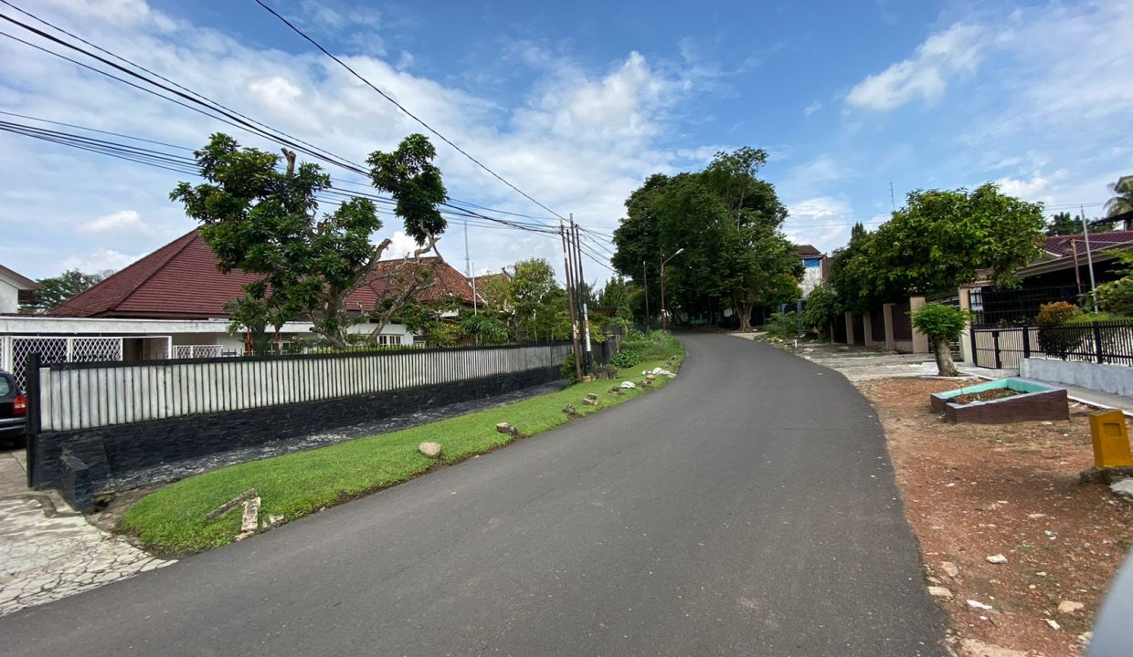 Dijual rumah lokasi Premium Kambang Iwak (2)