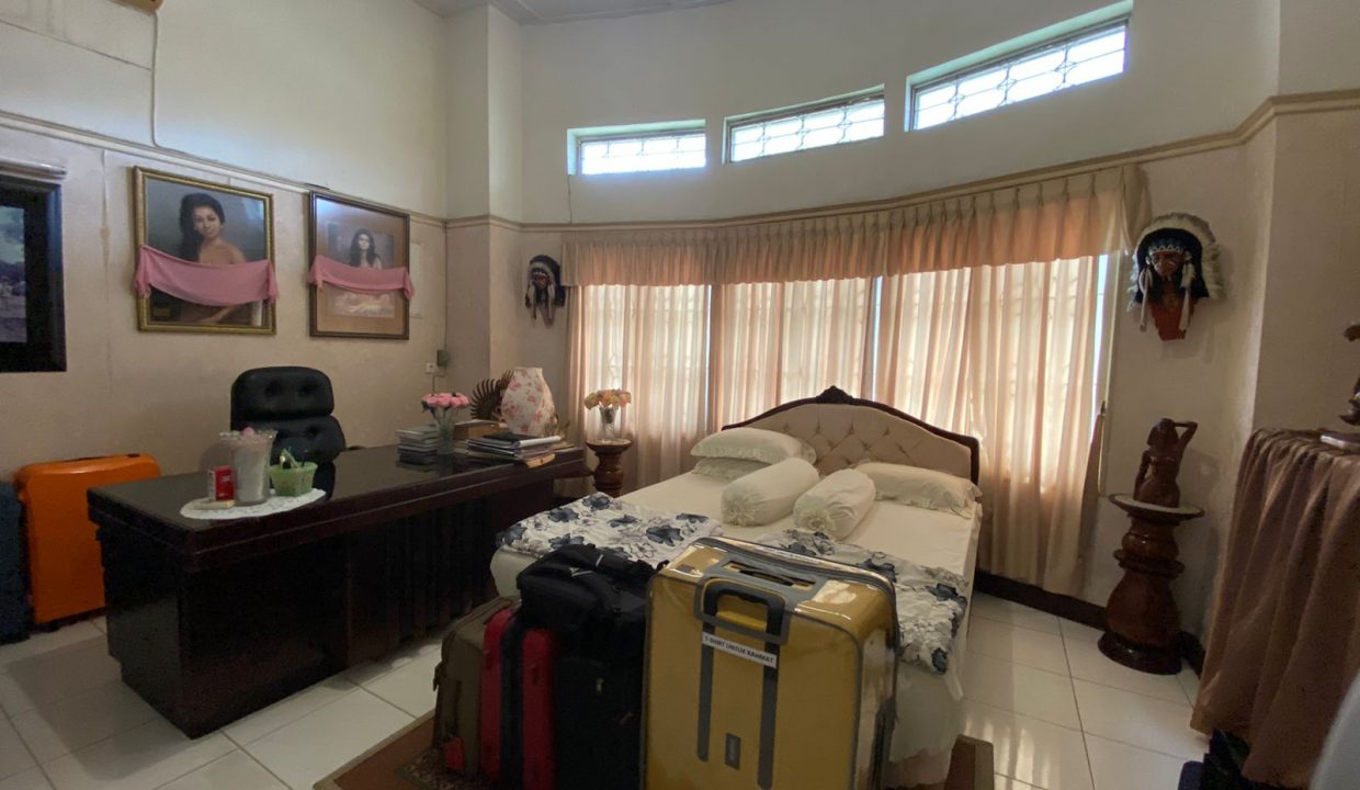 Dijual rumah lokasi Premium Kambang Iwak (5)