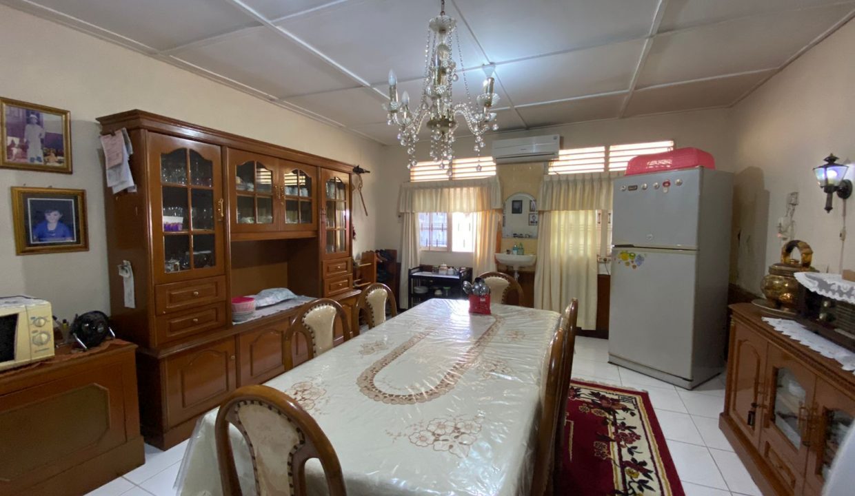 Dijual rumah lokasi Premium Kambang Iwak (6)