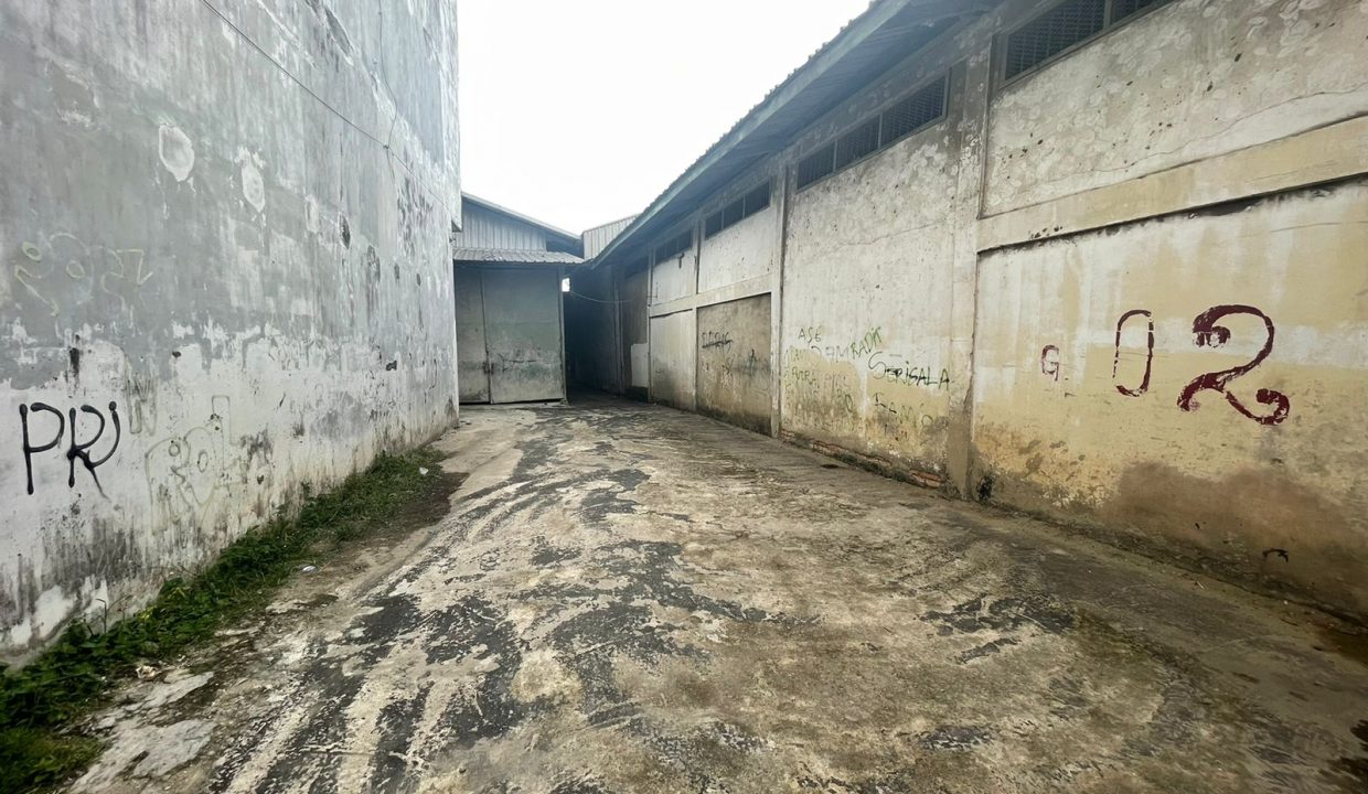 Disewakan gudang Jl perintis kemerdekaan palembang (15)