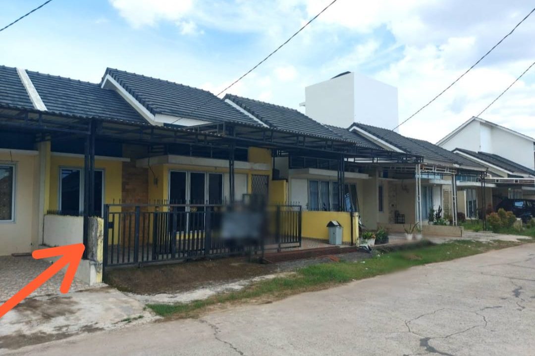 Dijual Rumah Cantik di Komplek OPI Regency II (1)