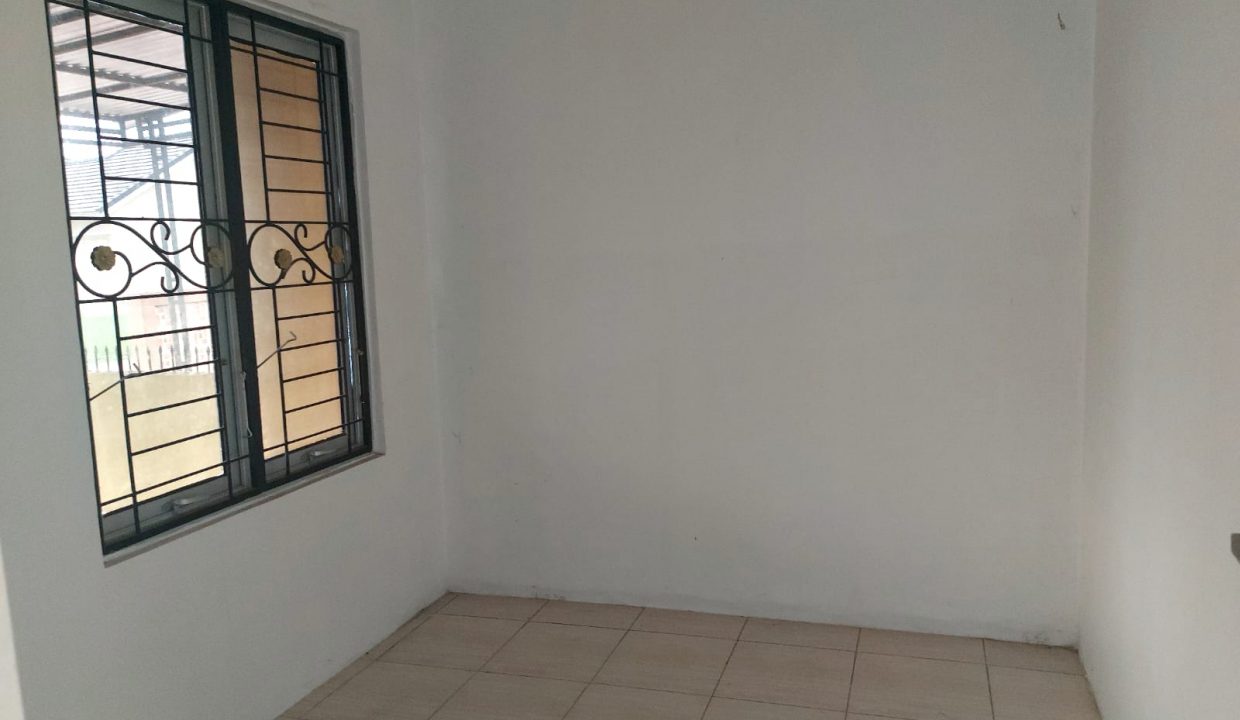 Dijual Rumah Cantik di Komplek OPI Regency II (4)