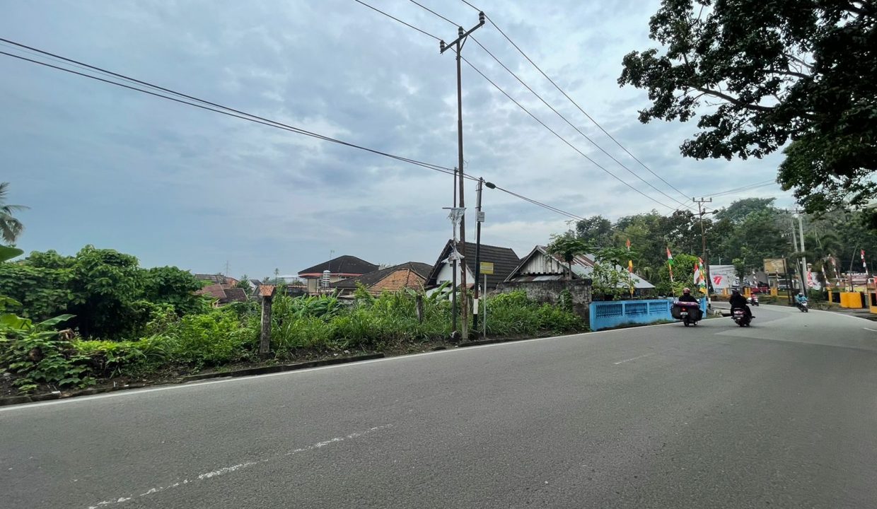 Jalan Srijaya Negara Bukit Besar (4)