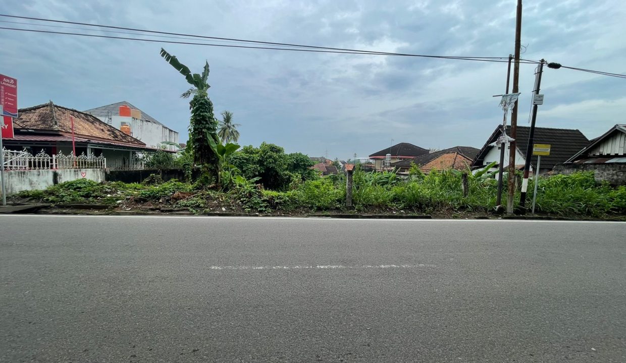 Jalan Srijaya Negara Bukit Besar (5)