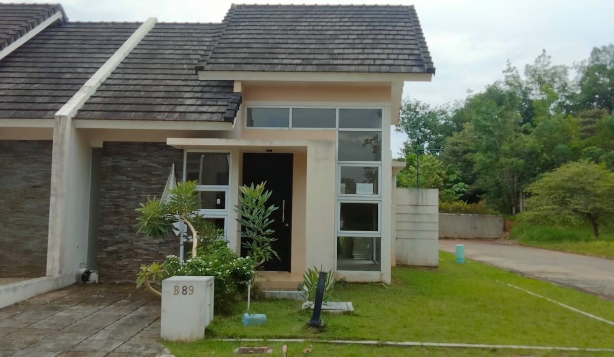 DiSewakan Rumah Bagus Siap huni Di Komplek Grand Resort Bintang (1)