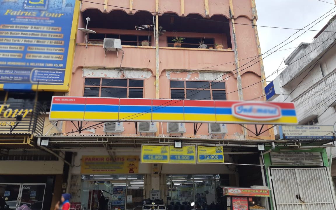 Dijual 2 Unit Ruko Gandeng 3,5 Lantai Di Jalan Kolonel H Burlian (1)