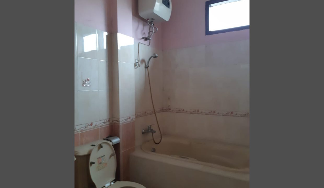 Dijual 2 Unit Ruko Gandeng 3,5 Lantai Di Jalan Kolonel H Burlian (4)