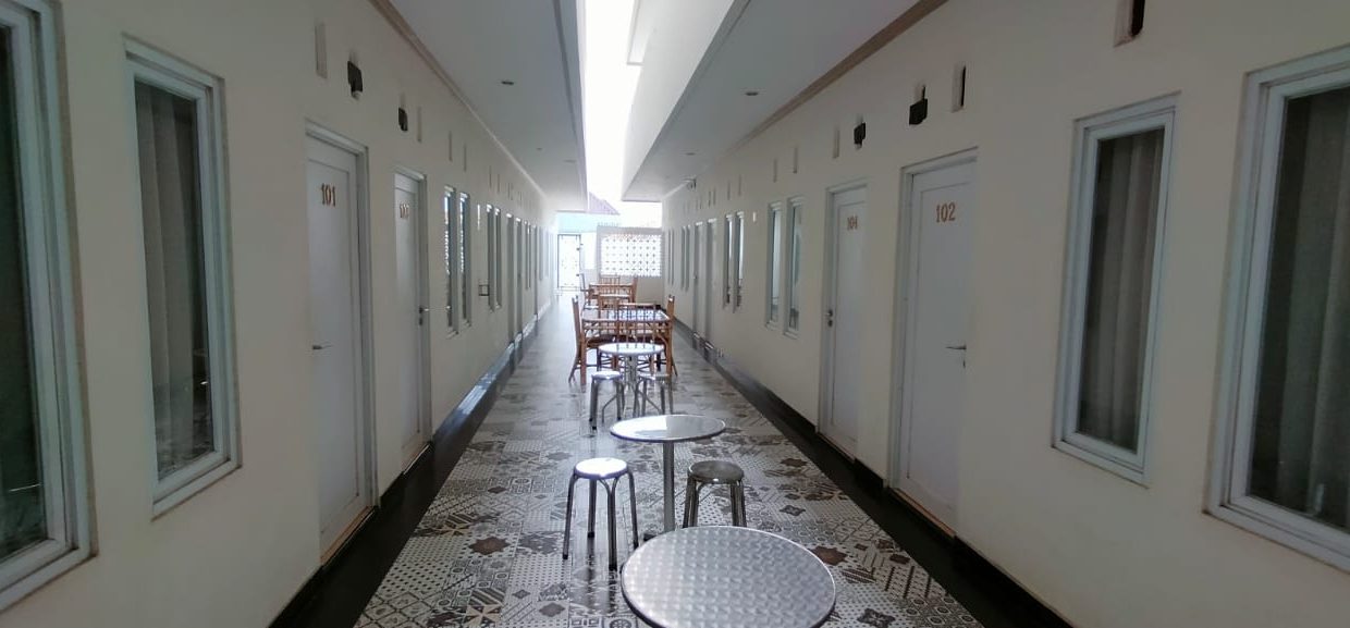 Dijual Gedung Penginapan Red Doorz (3)