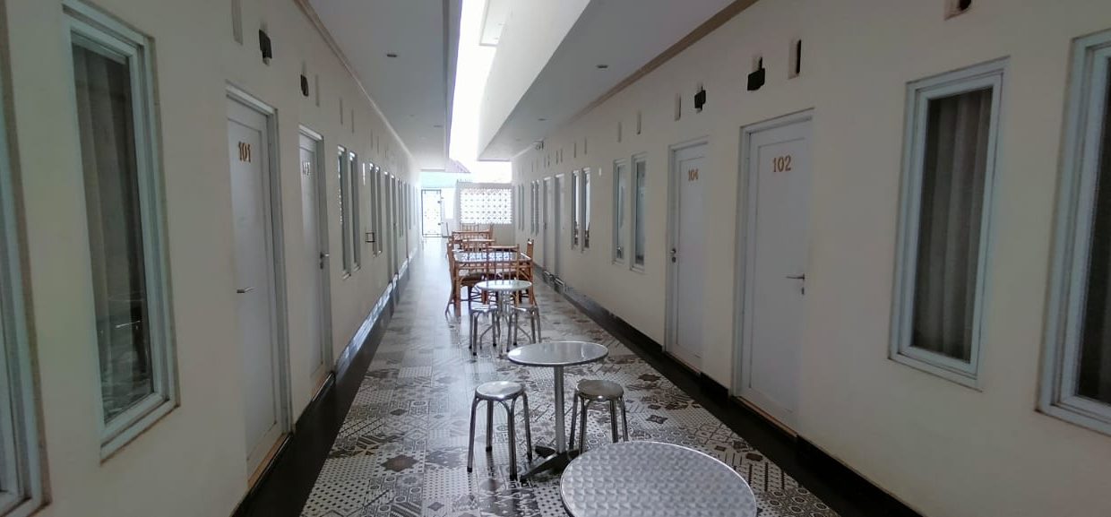 Dijual Gedung Penginapan Red Doorz (4)