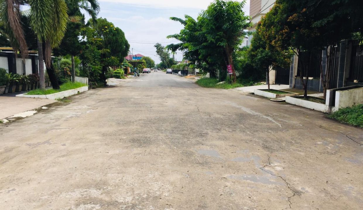Dijual Rumah Bagus dan Cantik Full Furnish Siap Huni Di Perumahan Bukit Sejahtera (0,17)