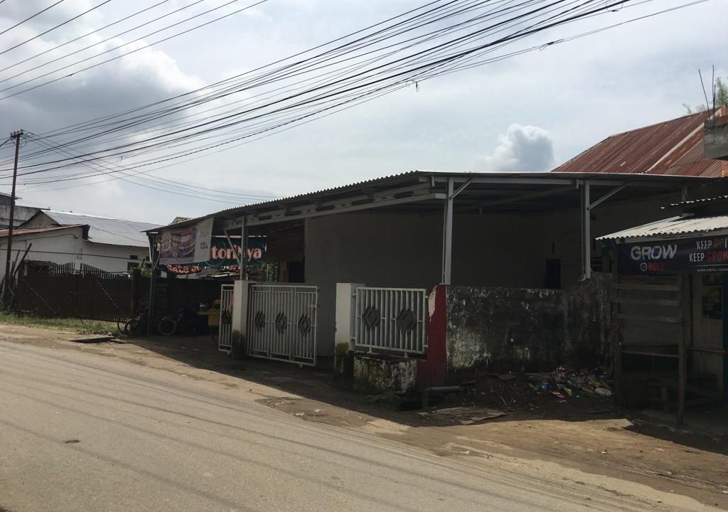 Dijual Rumah + Bengkel + Kos2an (1,8)