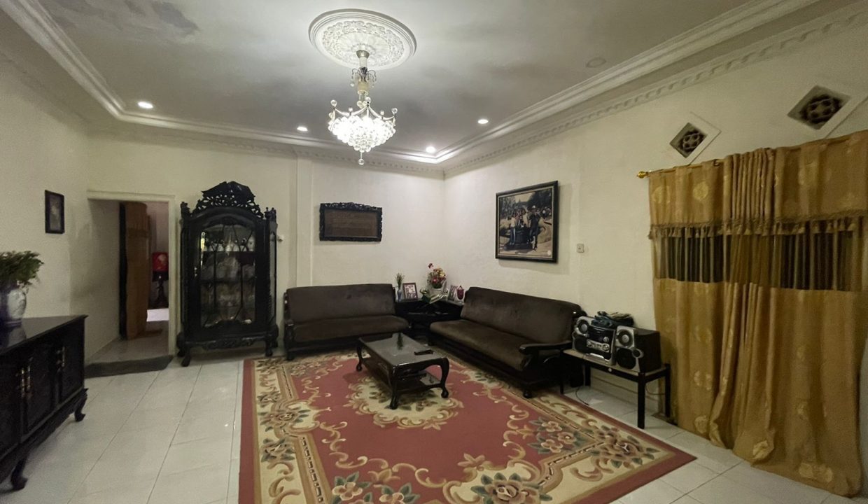 Dijual Rumah di Komplek OPI Jalan bangau (5)