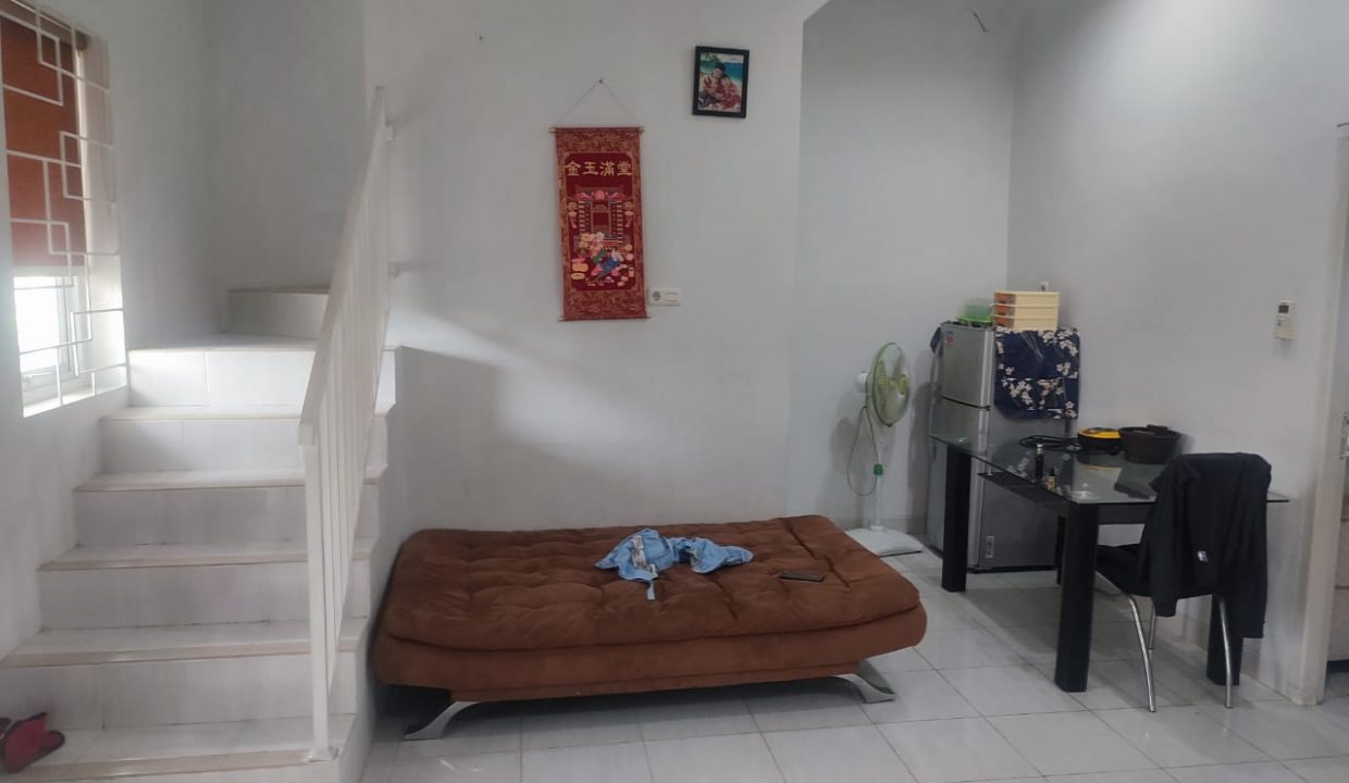 Dijual rumah 2 lantai, komplek Citra Grand City Cluster Pavolion (2)