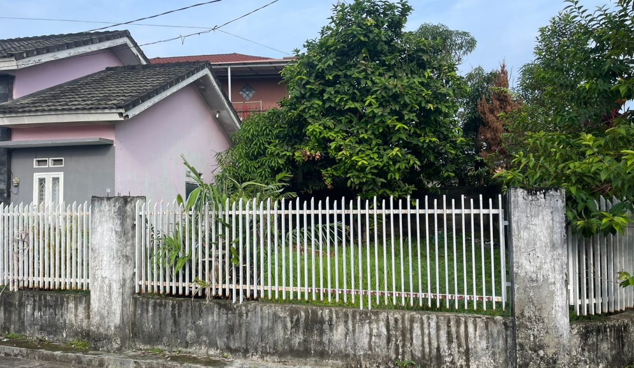 Dijual rumah kemang manis (1)