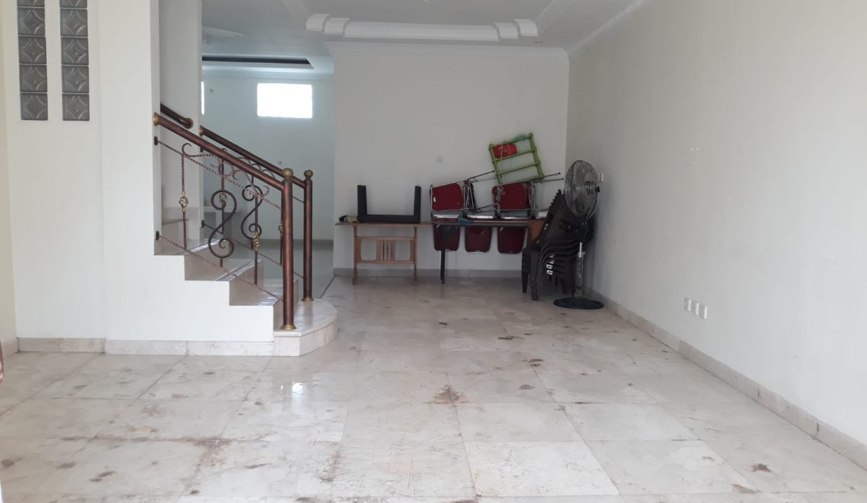 Disewaka Rumah 2 Lantai Komplek Elite Evergreen BHL Palembang (12)