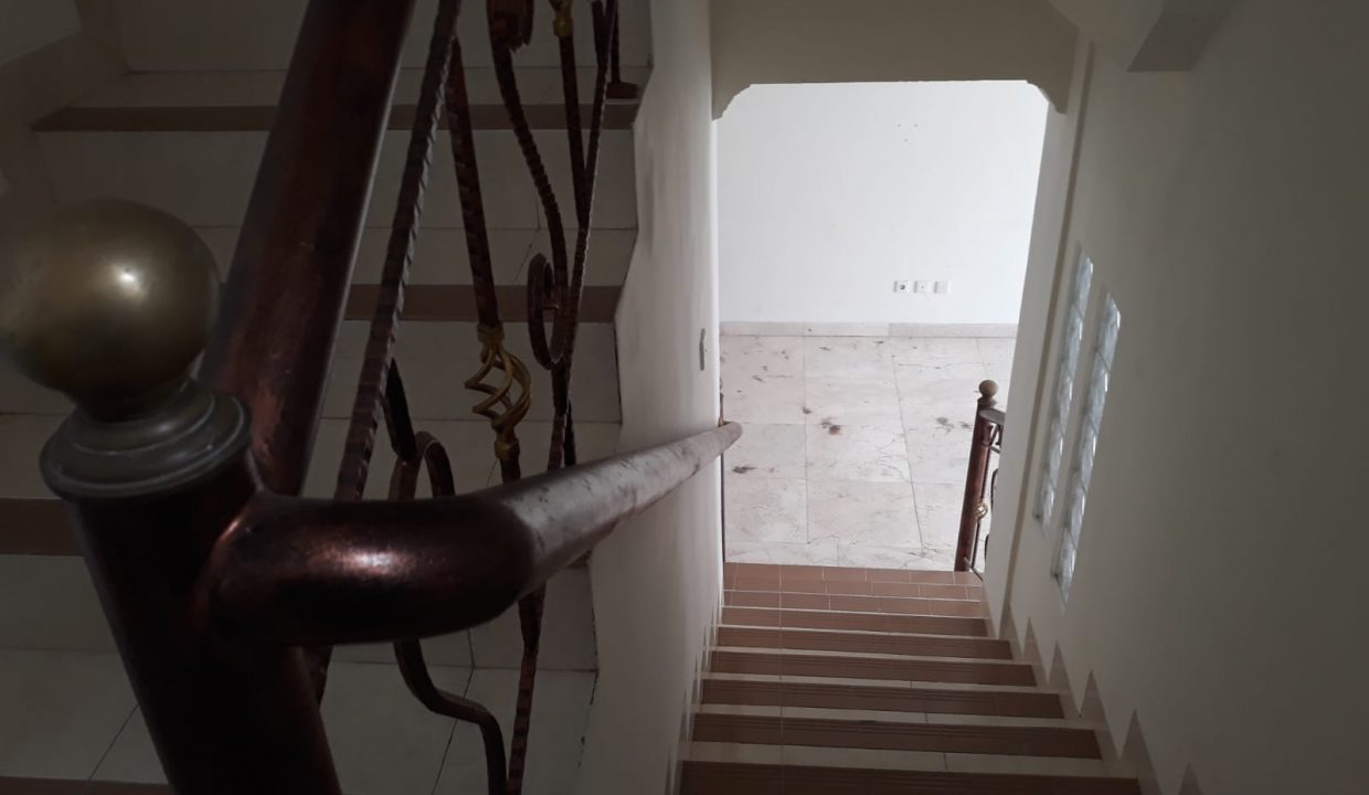 Disewaka Rumah 2 Lantai Komplek Elite Evergreen BHL Palembang (7)