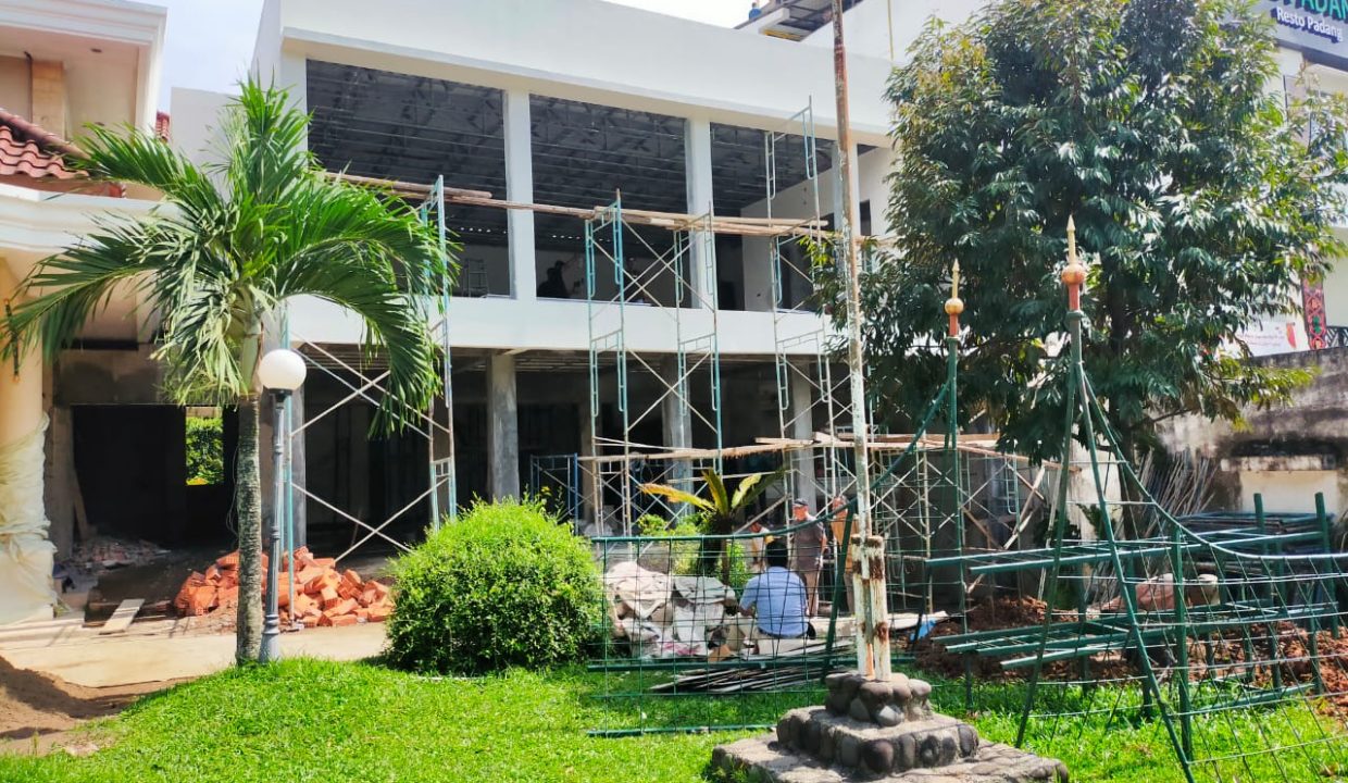 Disewakan Ruko Cantik di jln. Raya Demang (0,6)