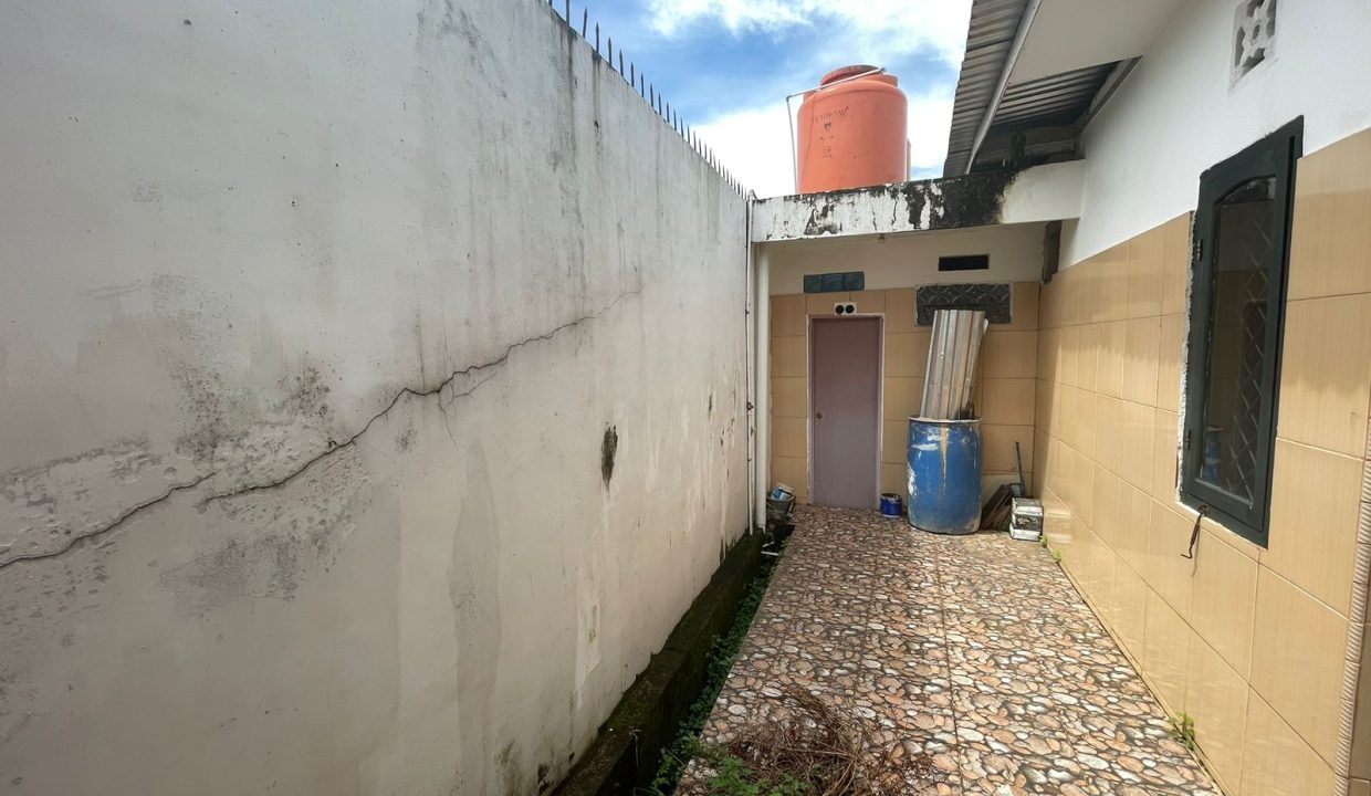 Jalan Prajurit Nazaruudin Sekojo (8)