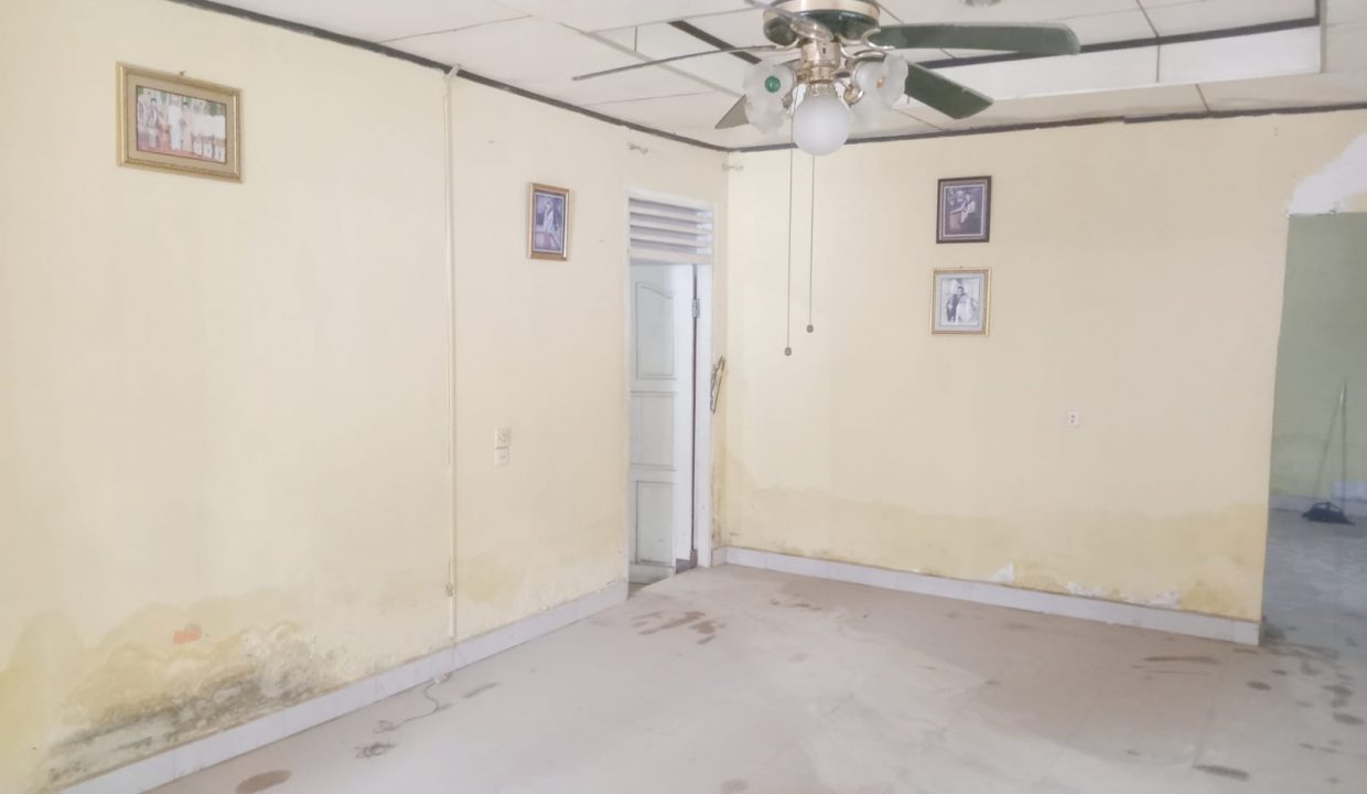 Rumah Mayor Zurbi Bustari (2)