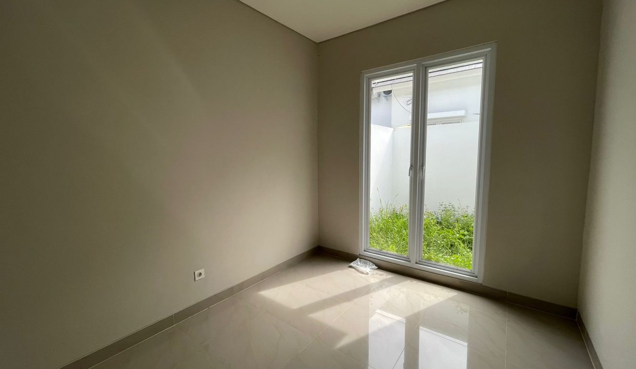 DIJUAL RUMAH CANTIK CLUSTER LUGANO CITRALAND PALEMBANG (4)