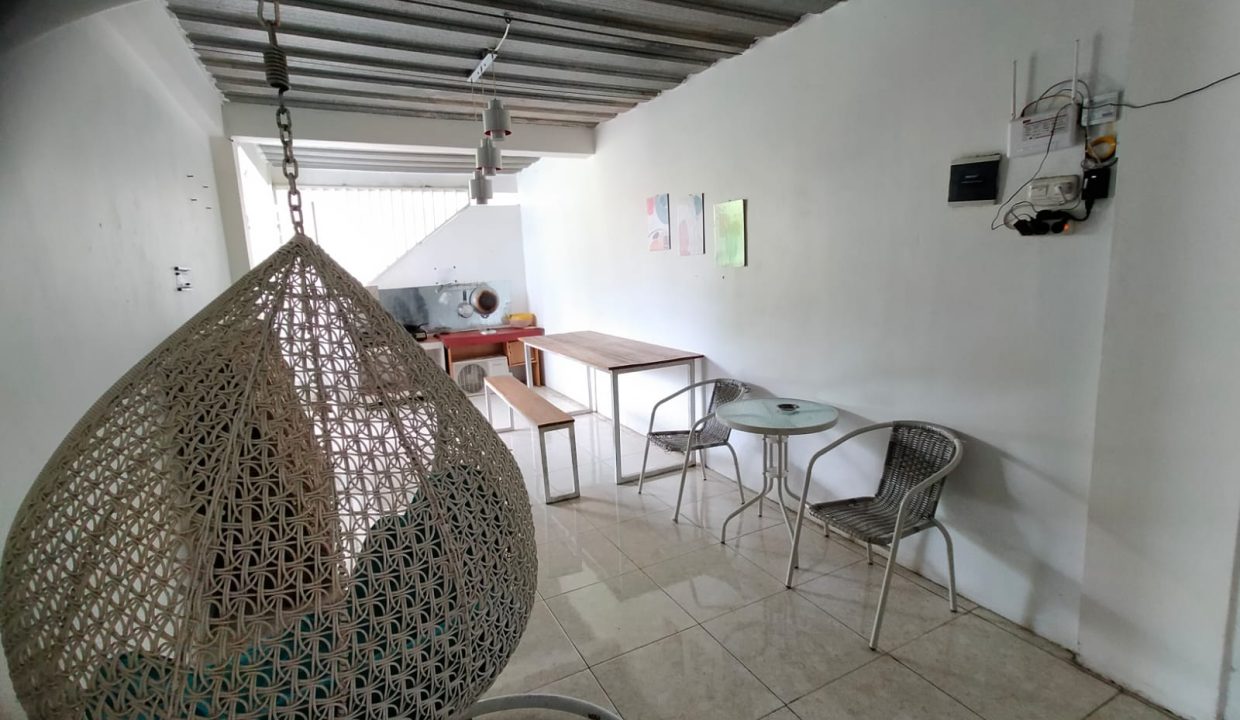 Dijual Kos-kosan 3 lantai dijalan Manunggal, Kambang Iwak (1)