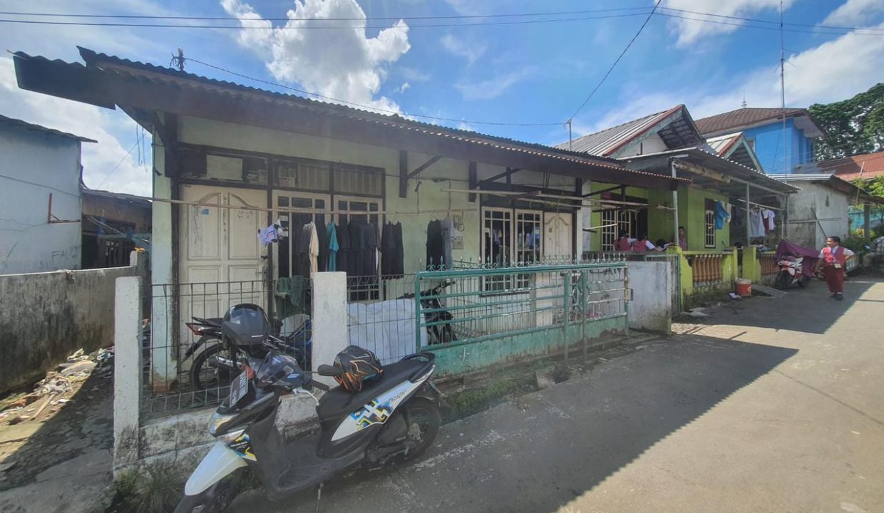 Dijual bedeng 3 pintu di jl simanjuntak (5)