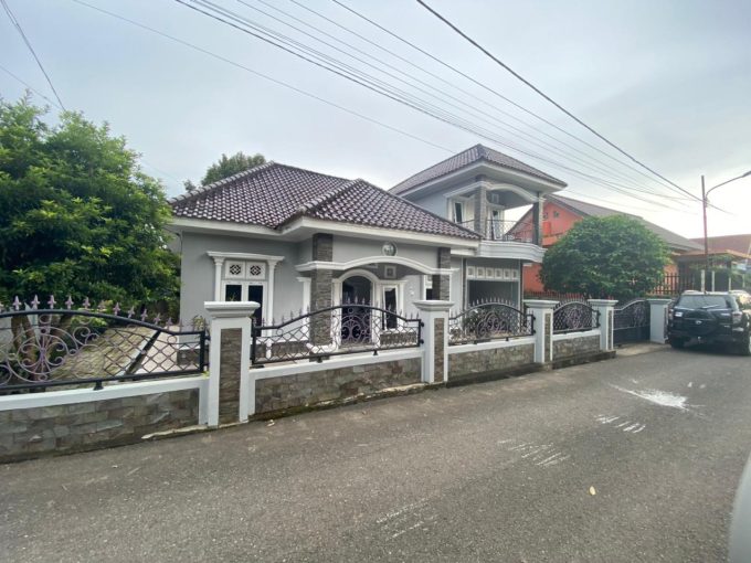 Dijual Rumah Modern Siap Huni di Jalan Lubuk Bakung Palembang