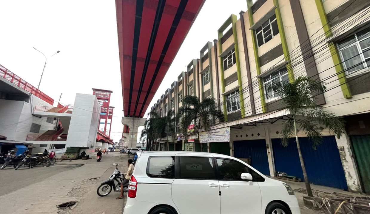 DIjual Ruko Jalan HM Ryacudu (2,1)