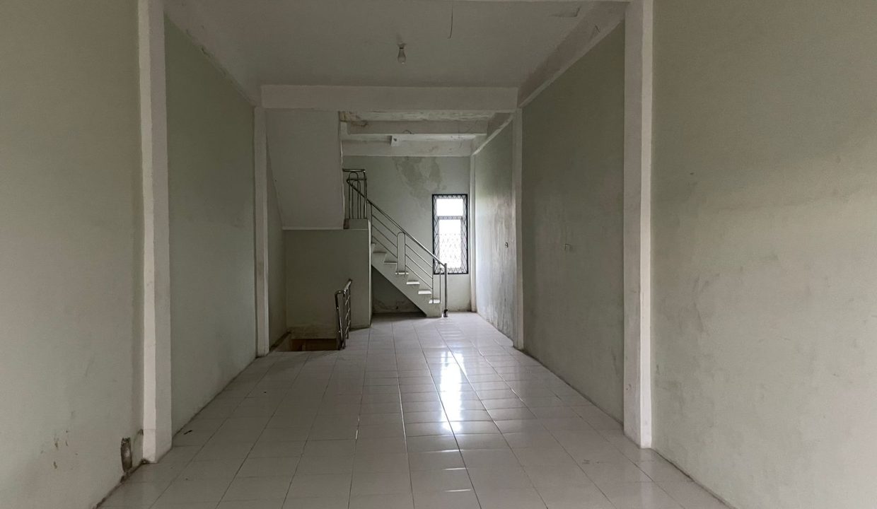 DIjual Ruko Jalan HM Ryacudu (7)