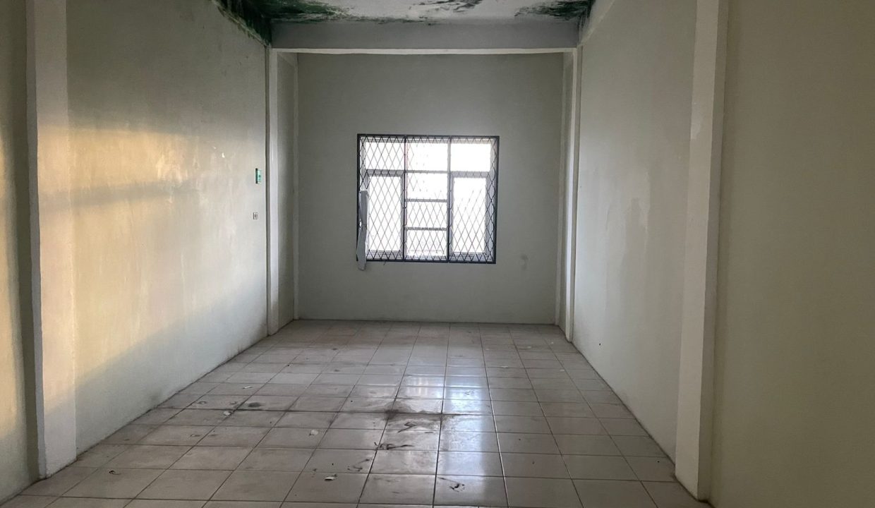 DIjual Ruko Jalan HM Ryacudu (9)