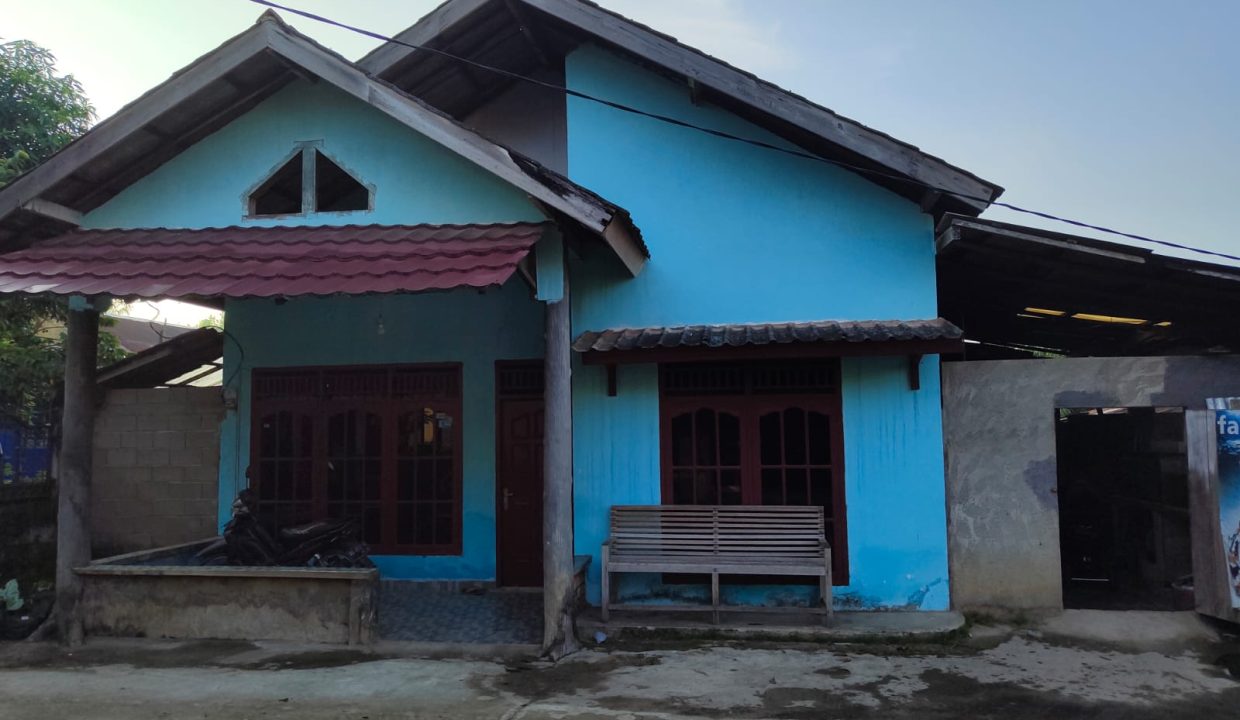 Dijual Rumah Beserta Kolam Penangkaran Ikan Mujair (1)