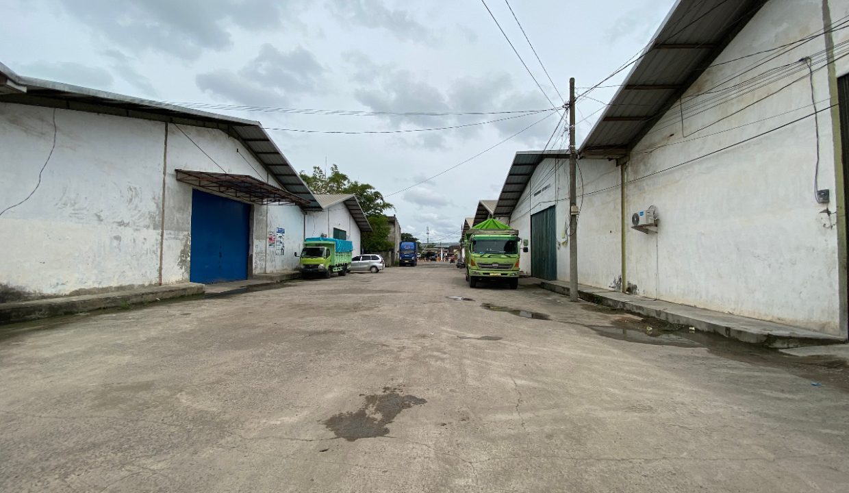 Disewakan 2 buah Gudang Bagus di kompleks pergudangan Griya Bandara Indah (1)