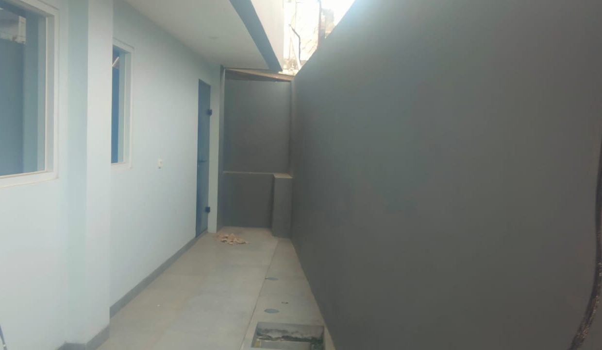 Disewakan Rukan Jumbo dalam Kota Jalan MP Mangkunegara Palembang (2)