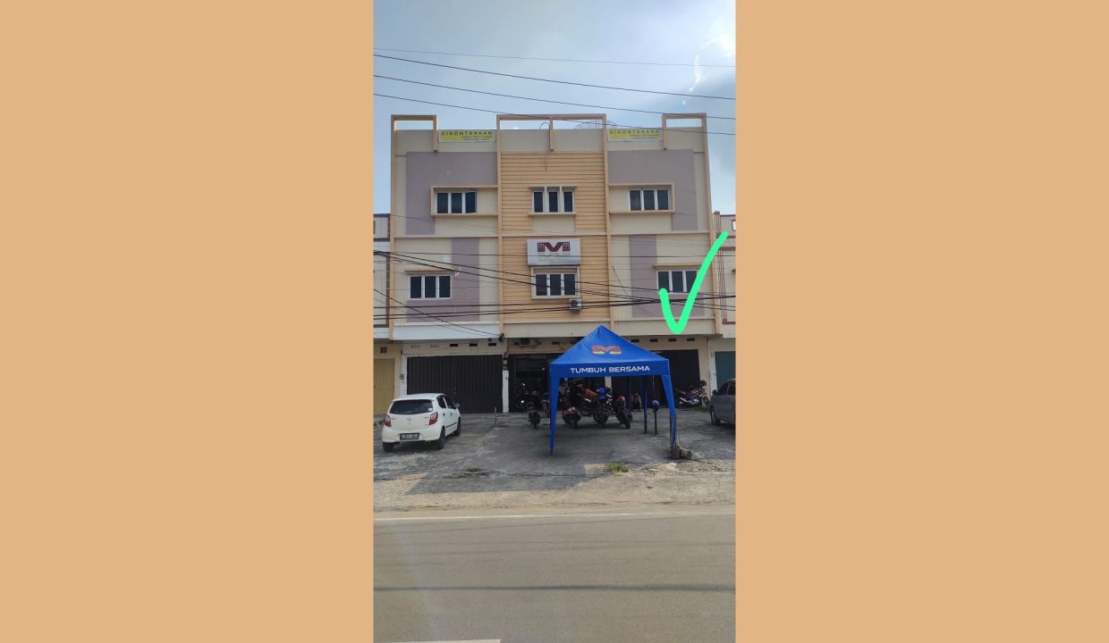 Jalan Lintas Sumatera Simpang 3 Bakung (1)