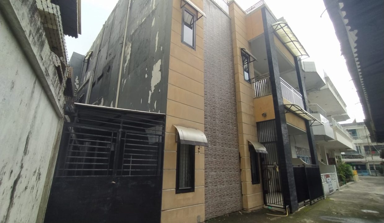 Dijual Rumah Besar Lokasi Dempo Dalam (1)