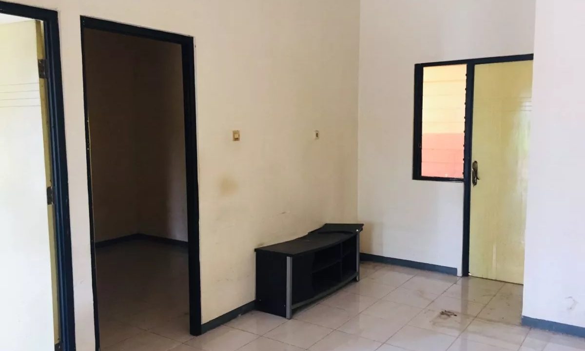 Dijual Rumah Cantik Komplek Dian Regency (11)