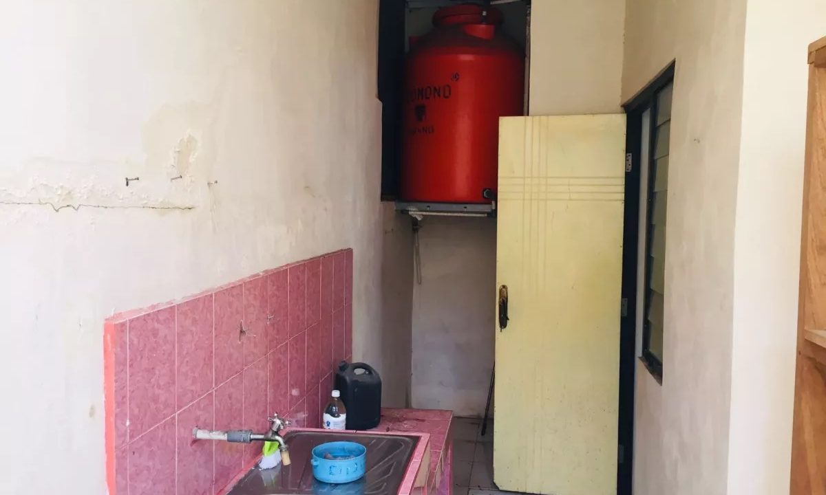 Dijual Rumah Cantik Komplek Dian Regency (15)