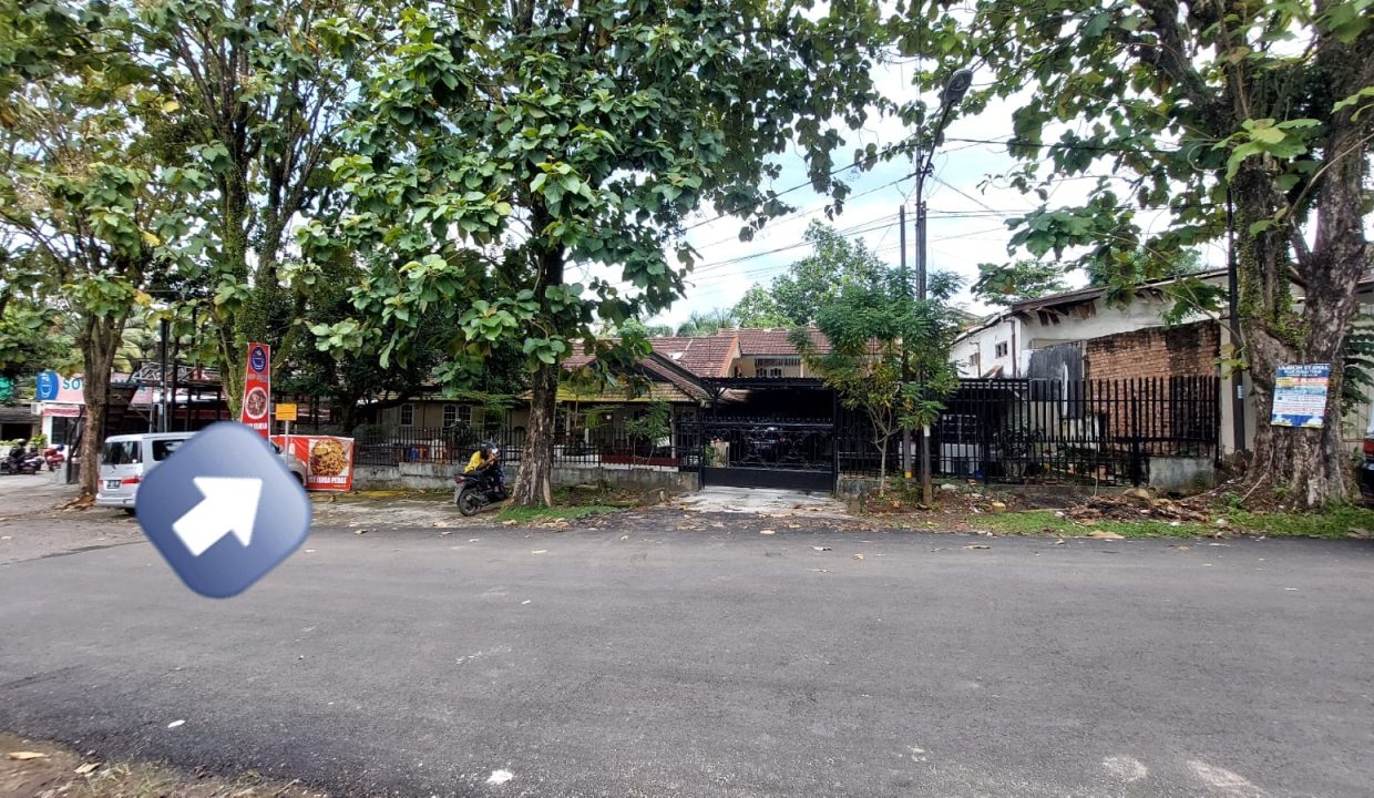 Dijual Rumah Halaman Luas depan RS Bunda Palembang (1)