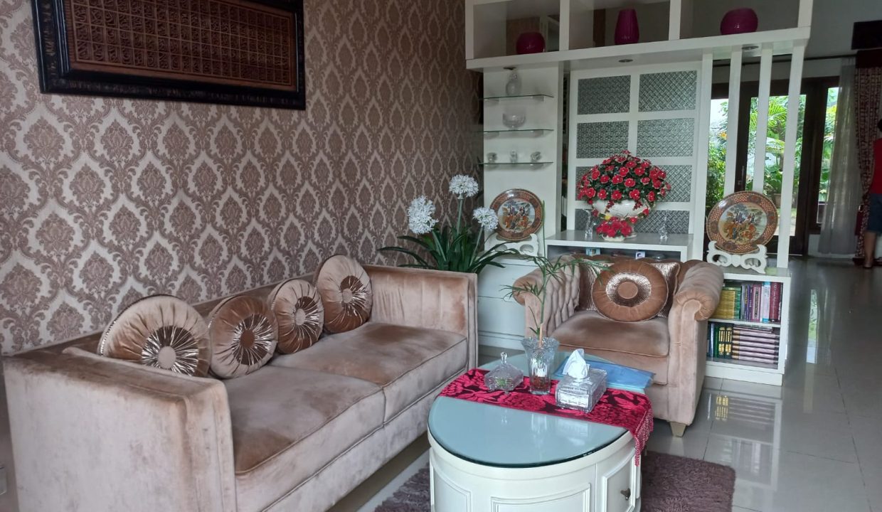 Dijual murah Rumah modern semi furnish di Villa Bank Raya Demang Lebar (5)