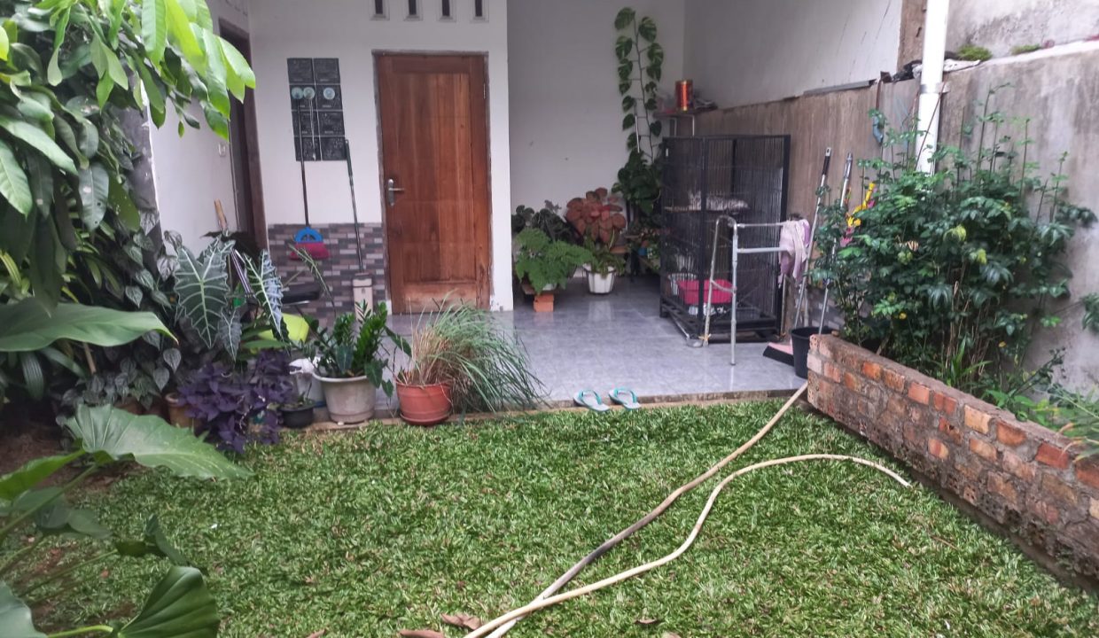 Dijual murah Rumah modern semi furnish di Villa Bank Raya Demang Lebar (8)