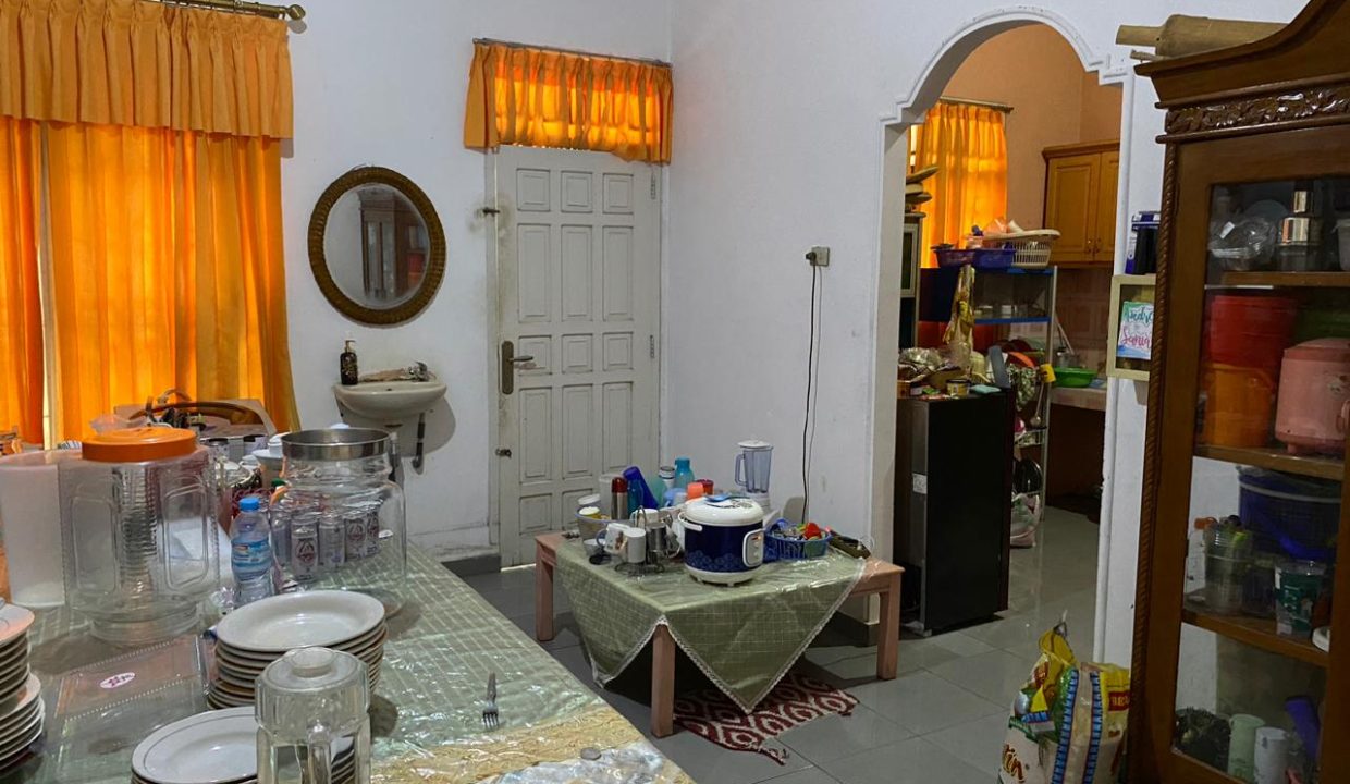 Dijual rumah jalan Enim depan RS Bunda Palembang (6)