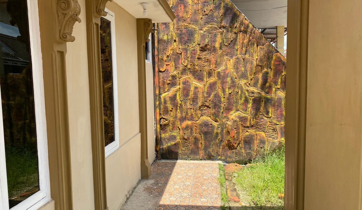 Disewakan Rumah Bagus Terawat di Komplek PHDM Kalidoni Palembang (10)