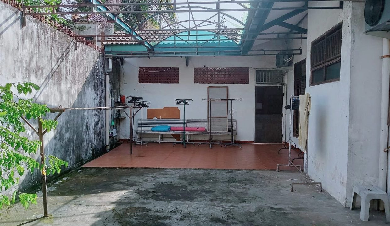 Jalan ANgkatan 45 (2)