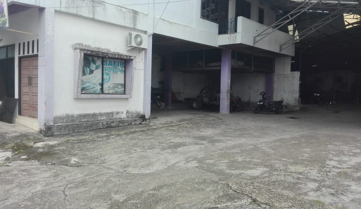 Lahan Plus Bangunan Jalan Hos CokroAminoto di Kota Jambi (2)