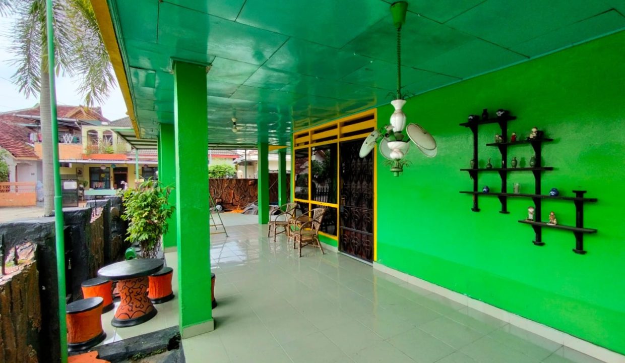 Rumah bagus terawat di Kenten Permai (5)