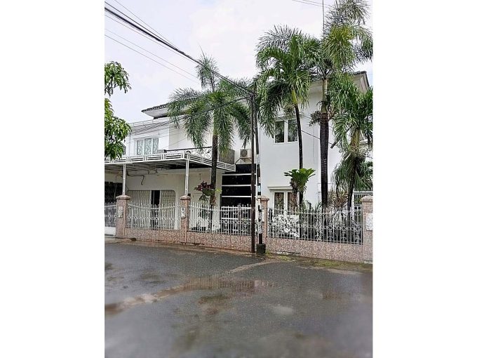 Dijual Rumah Semi Furnished dekat PTUN Plaju Palembang