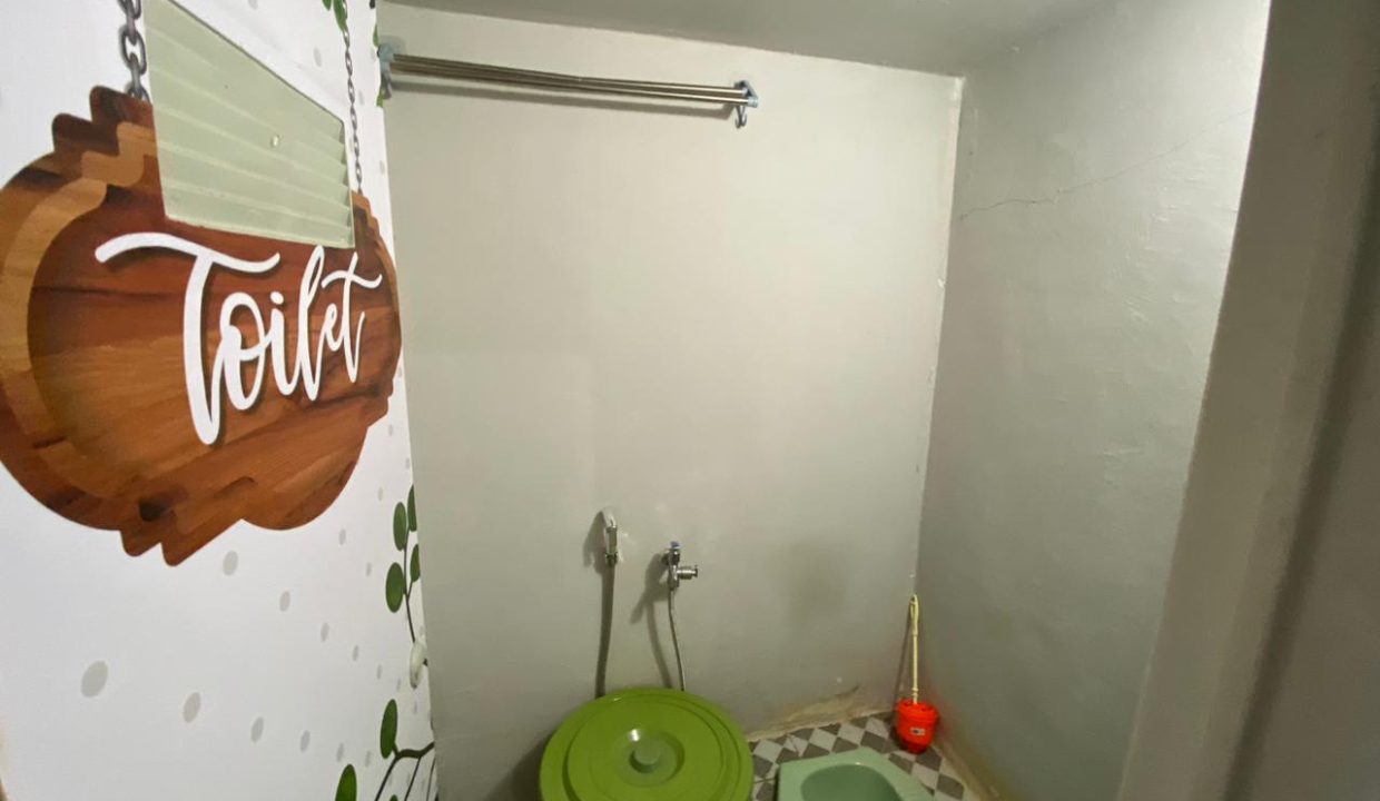Dijual 1 Unit Town House Sangat Bagus dan Terawat Lokasi Strategis Jl Macan Kumbang (11)